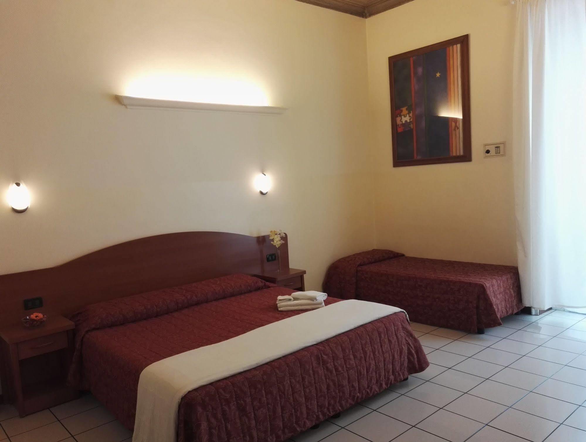 Soana City Rooms Genoa Luaran gambar