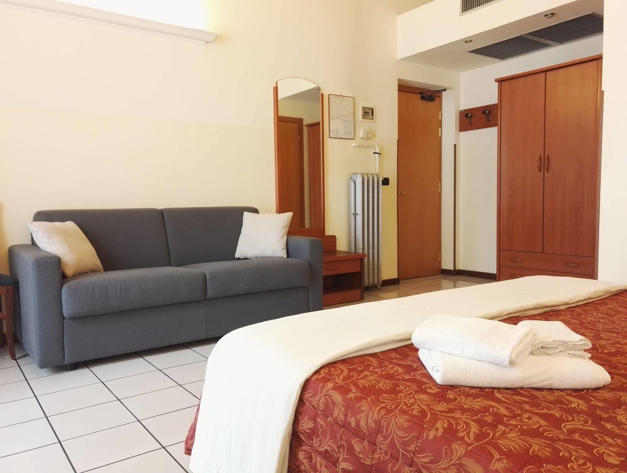 Soana City Rooms Genoa Luaran gambar