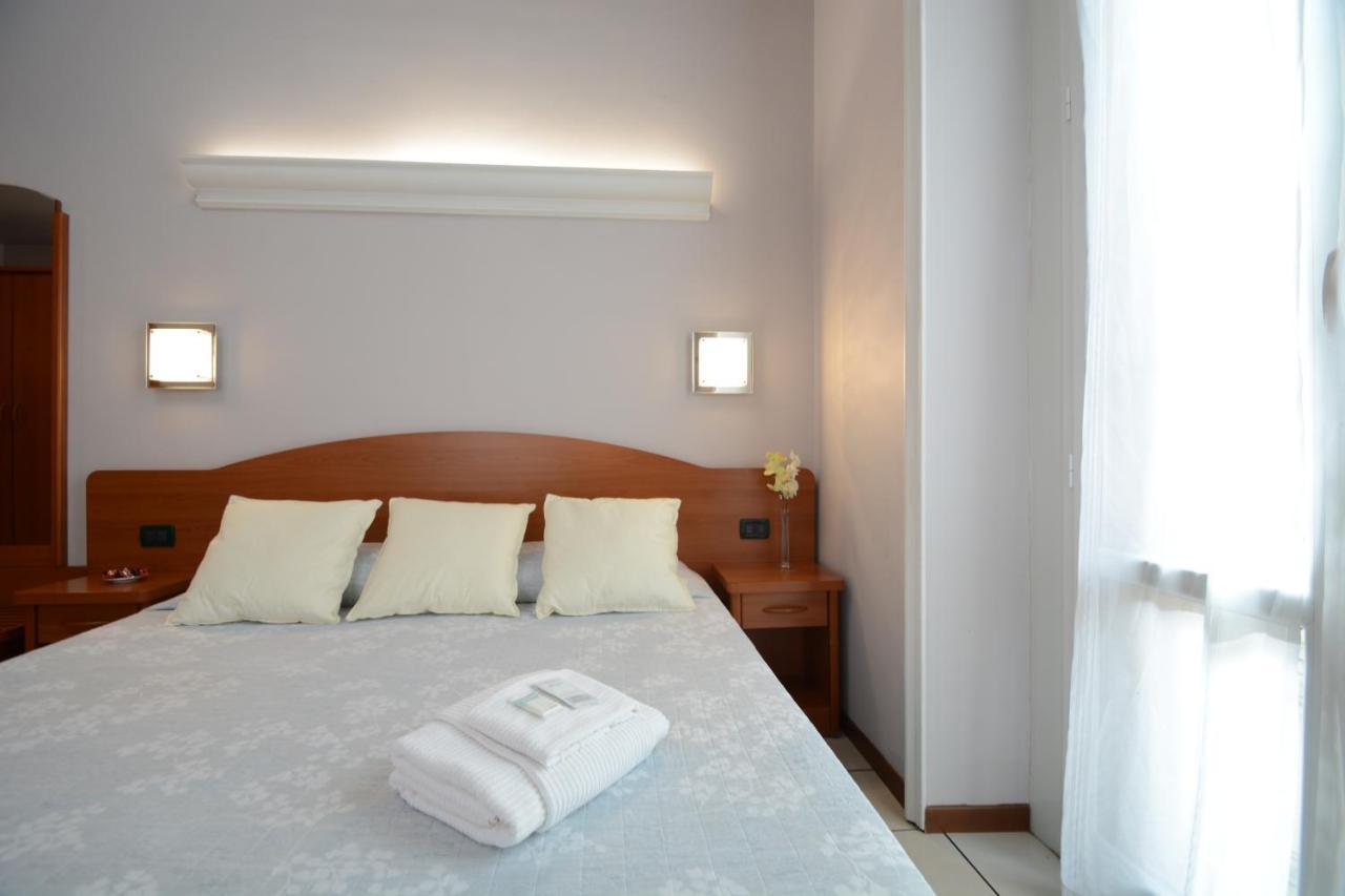 Soana City Rooms Genoa Luaran gambar