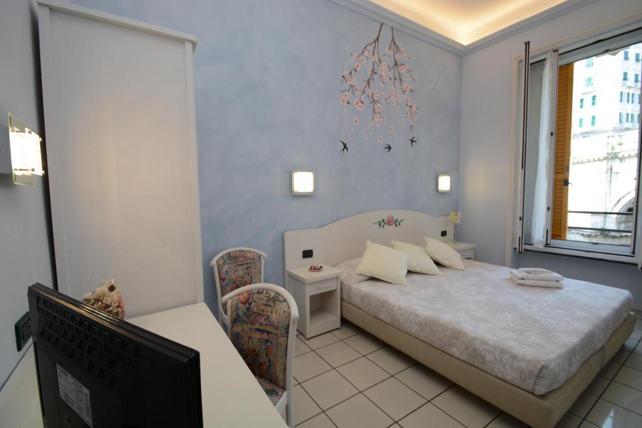 Soana City Rooms Genoa Luaran gambar